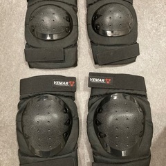 未使用品　膝プロテクター 肘プロテクター バイク 伸縮性 通気性 アウトドア ひざ当て オートバイ 自転車 バイク用 パッド 耐衝撃 通気性 防風性 4点セット (XL)の画像