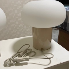 IKEA DEJSA テーブルランプ 二つセットの画像