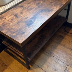 7/11まで サイドテーブル？の画像