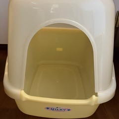 フード付き猫トイレの画像