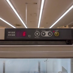 東芝 木目柄 冷蔵 リーチインショーケース 冷蔵ショーケース 冷蔵庫 冷蔵ストッカー 厨房 スーパー コンビニ RF-63XTUの画像