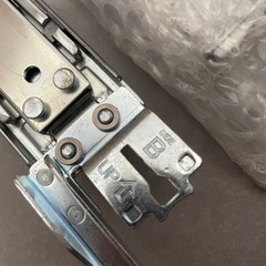 サーバーラックレールの画像