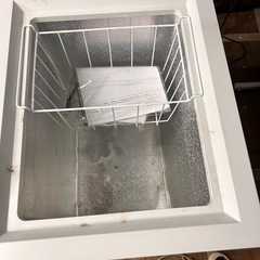 2020年式電気冷凍庫の画像