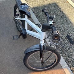 値下げ中　自転車　18インチの画像