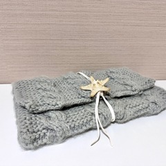 ビヨンドザリーフ  クラッチバッグ　グレー×ヒトデの画像