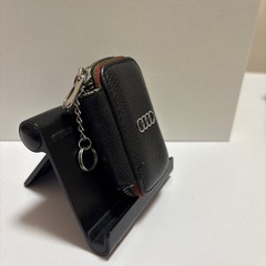 アウディ　スマートキーケース黒の画像