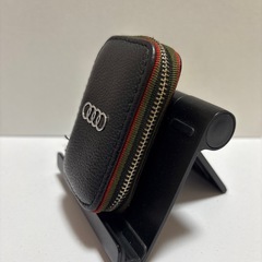 アウディ　スマートキーケース黒の画像
