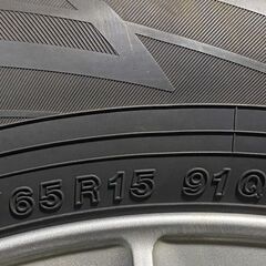 195/65R15 東北6県無料配送対応‼️爆安‼️最終値下げ‼️②超超超バリ溝❗ 国産タイヤ ヨコハマ製❗アルミ付き 国産 タイヤ !!　冬　タイヤ プリウスの画像