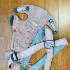 取引中　ベビービョルン BABYBJORN 抱っこ紐 ベビーキャリア　ミニの画像