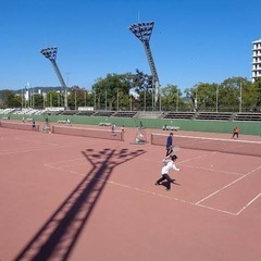 テニスしたい人募集中！