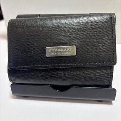 バーバリー　5連キーケース黒の画像