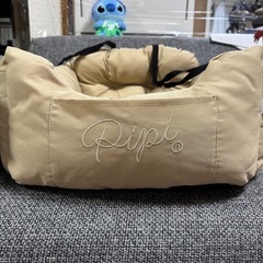 【美品】ペットドライブベッド／犬用カーシートの画像