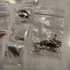 ビーズ　ハンドメイドパーツ　まとめ売りの画像