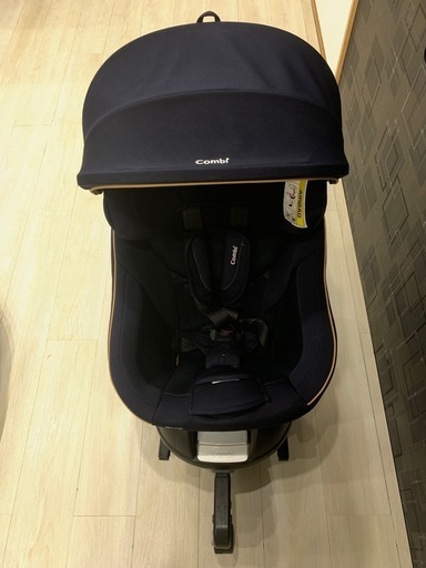 コンビのISOFIX チャイルドシート