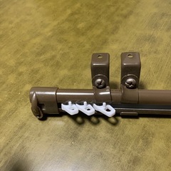 伸縮式 カーテンレール ニトリ シングルの画像