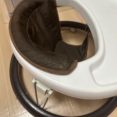 ベビー用品　歩行器の画像