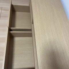 テレビボードの画像