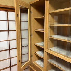 食器棚の画像