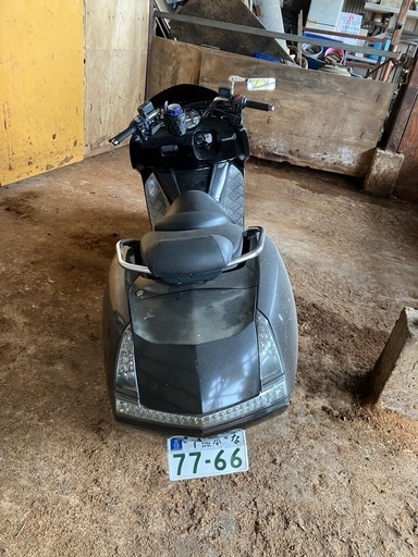 まだ受付してます　
低走行 新品リアタイヤ付き　マグザム　通勤用に