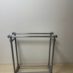ハンガーラック
の画像