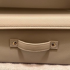 収納ボックスの画像