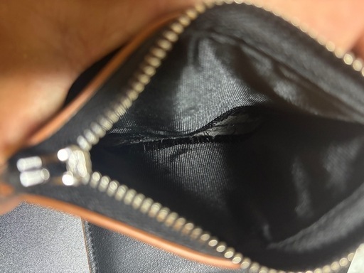 ロエベ折り財布