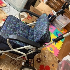 ✨未使用品✨座れる‼️シルバーカー🦼✨の画像