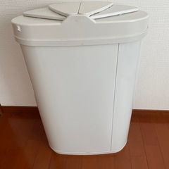 【部品取りに！】47L　自動開閉 ダストボックス ゴミ箱の画像