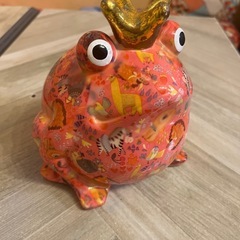 貯金箱の画像