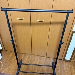 ハンガーラック
