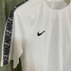 NIKE  ナイキ 半袖Tシャツ スポーツウェア Tシャツ 半袖 白　ホワイト　サイズL DRI-FITの画像