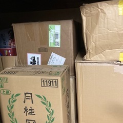 仕分け作業の画像