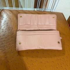 プラダ　財布　訳ありの画像