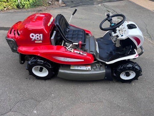 オーレック　乗用草刈機　RM981　