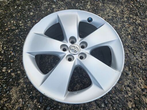 トヨタ純正 アルミホイール 50プリウス プリウスZVW51 17x7J+50