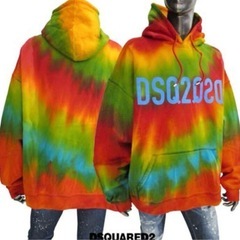 DSQUARED2パーカーの画像