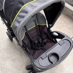 2人乗りベビーカーBabyTrend シットアンド スタンドの画像