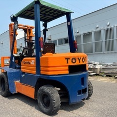 フォークリフト　TOYOTAの画像