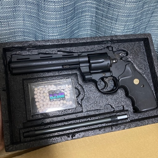 東京マルイ　　コルトパイソン　ガスガン　リボルバー　エアガン