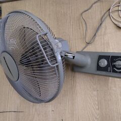 アンティーク　レトロ　扇風機　壁掛け