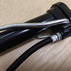 極上美品　ブリジストン　高級　金属製　空気入れ　自転車の画像