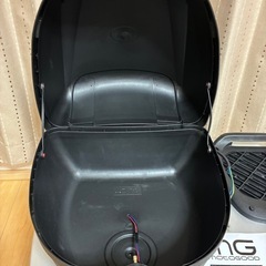 値下げ！バイク用リアボックス28L トップケース ストップランプ付きの画像