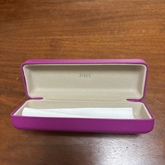 JINSメガネケースの画像