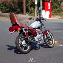 SUZUKI GN125 吸込みの画像