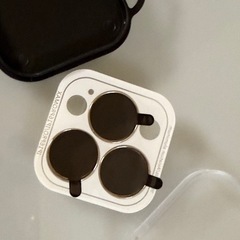 新品　物々交換歓迎　iPhone 16 Pro / 16 Pro Max ラインストーンカメラレンズカバー セパレート型の画像