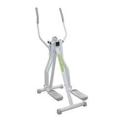 歩行器型フィットネス 
スカイウォーカー 