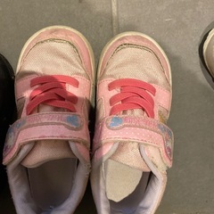 決定　　スノーシューズ、レインシューズ、スニーカーの画像