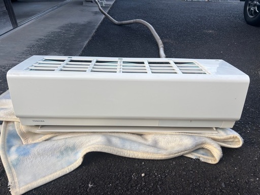 エアコン　TOSHIBA 東芝