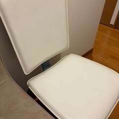 椅子　いす　2脚で500円の画像