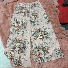 新品ボトムス2本の画像